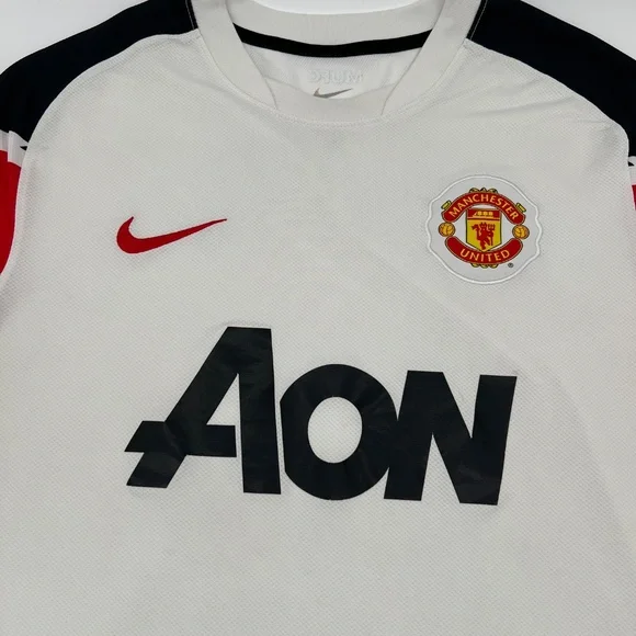 Chicharito #14 Manchester United 2010/2011 Away ORIGINAL Nike Soccer Jersey (L)
